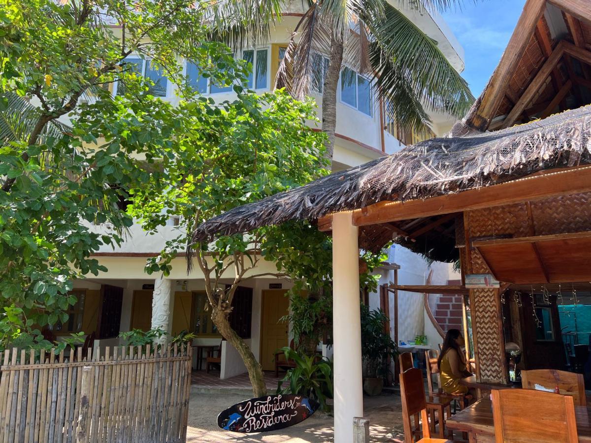 Inn Wind Rider's Balabag (Boracay)